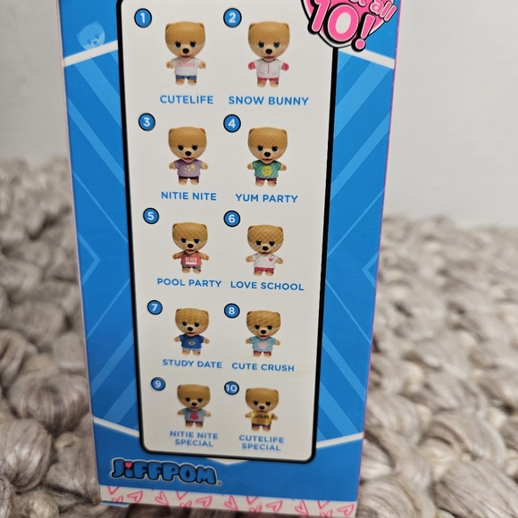 Jiffpom Toy Mini Figure Cutelife Pomeranian Dog Mystery Series One Collectible - Picture 5 of 6